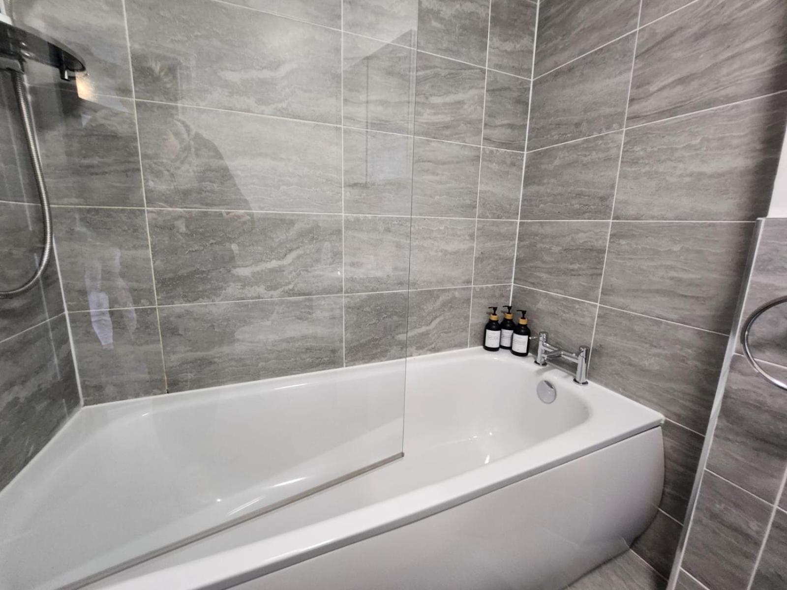 Bright & Stylish Apartment دندي المظهر الخارجي الصورة